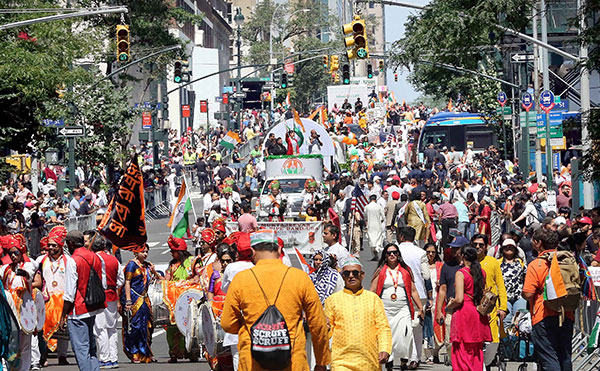 Thousands throng Madison Avenue to Participate in the India Day Parade